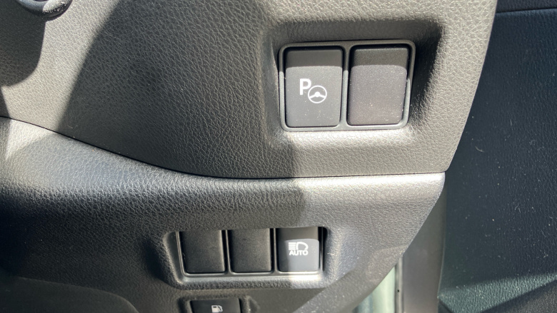 Toyota C-HR 1.8 Hybrid Dynamic 5dr CVT Hybrid Hatchback